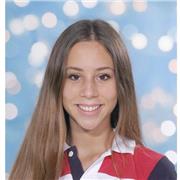 Profesora de español para extranjeros imparte clases a niños de todas las edades